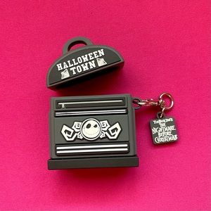 The Nightmare Before Christmas Backpack Wireless Earbud/Airpod Case Cover